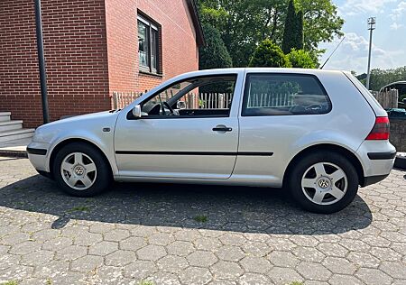 VW Golf Volkswagen 1.4