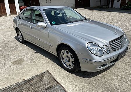 Mercedes-Benz E 270 CDI - Top Zustand