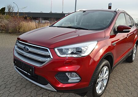 Ford Kuga Titanium Navi Rückfahrc Lenkradheiz Xenon
