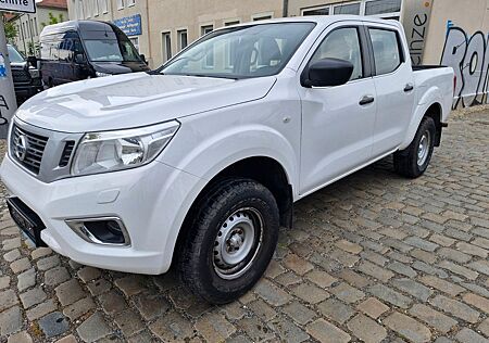 Nissan Navara NP300 Visia Double Cab 4x4 2.3 dCi