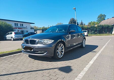 BMW 118i -