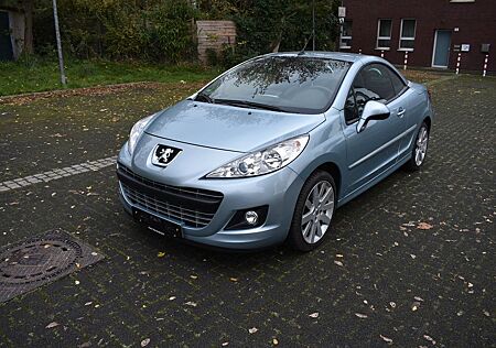 Peugeot 207 CC Platinum*Klimaautomatik*Navi*Leder*PDC*