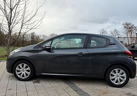 Peugeot 208 1.2 Active PureTech *TÜV bis April 2027*