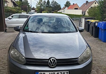 VW Golf Volkswagen 1.6 TDI PDC Vo+Hi/Tempomat/Klima