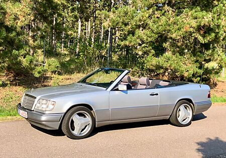 Mercedes-Benz E 200 Automatik,W124 Oldtimer Cabrio,17"Brabus,