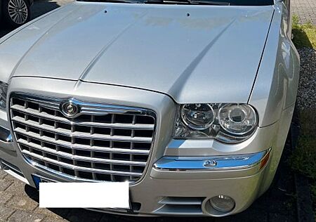 Chrysler 300C 5.7 V8 HEMI Autom. TÜV NEU, sehr gepflegt!