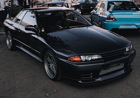 Nissan Skyline R32 GT-R