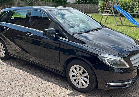 Mercedes-Benz B 200 CDI - BE