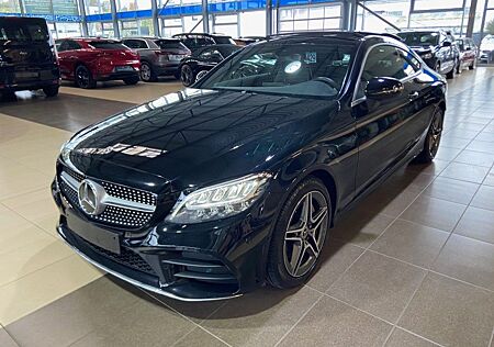 Mercedes-Benz C 300 4Matic AMG-Line Sport Pano. Leder LED Navi