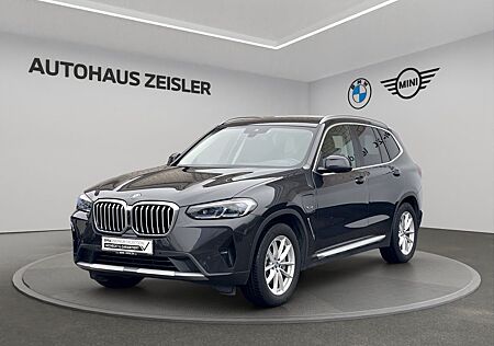 BMW X3 xDrive30e AHK Head-Up PanoDach Leder