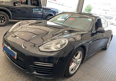 Porsche Panamera 4 GTS +LED+2.HAND+ACC+CHRONO+4x SITZHZ+