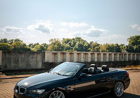 BMW 325i Cabrio -
