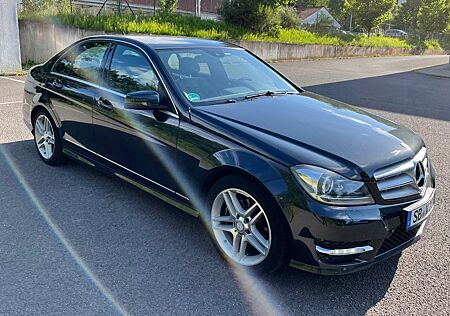 Mercedes-Benz C 180 BlueEFFICIENCY AMG line · EZ 04/2013