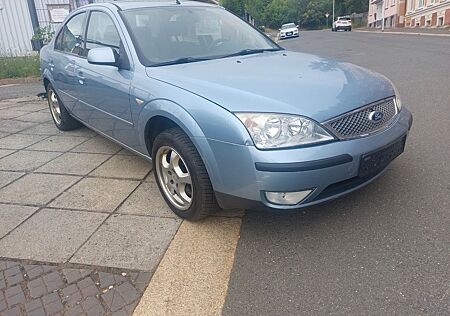 Ford Mondeo 1.8 92 kW Ambiente **TÜV 05/27**