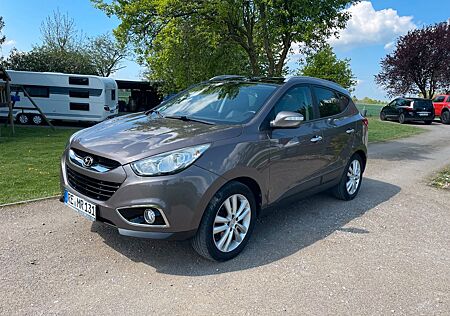 Hyundai ix35 2.0 CRDi 135 kW Premium 4WD Automatik P...