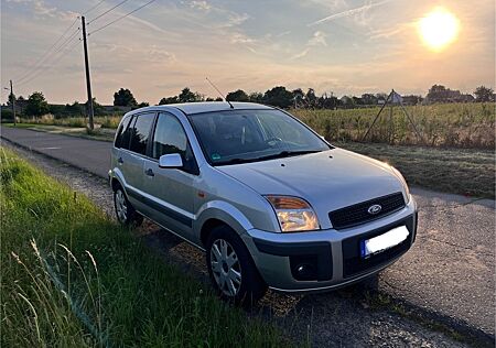 Ford Fusion 1.4 TÜV Neu möglich
