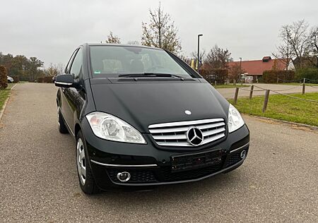 Mercedes-Benz A 180 AVANTGARDE*PDC*SHZ*LAM