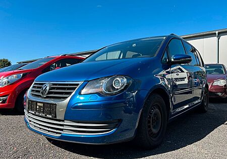 VW Touran Volkswagen Freestyle