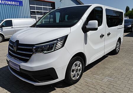 Renault Trafic 3,0t dCi 130 9-Sitzer