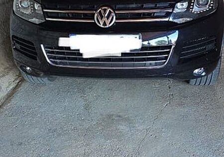 VW Touareg Volkswagen 3.0 V6 TDI Tiptr Exclusive BMT Terra...