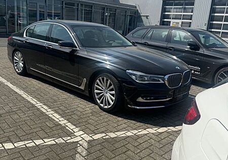 BMW 730d xDrive -G11 Carbon Core.