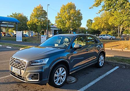 Audi Q2 35 TFSI ACC*SHZ*LED*DIGI*GJ*LDA*PDC