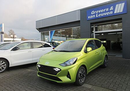 Hyundai i10 1.2 TREND+ 8"-NAVI RFK TEMP WINTERP. PDC 15"