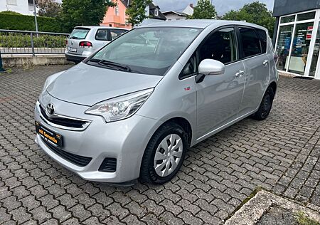 Toyota Verso-S Life