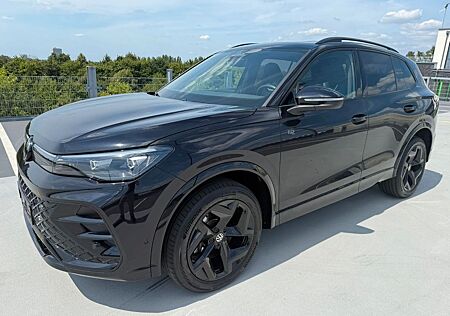 VW Tiguan Volkswagen 2.0 TDI 4Motion R-Line
