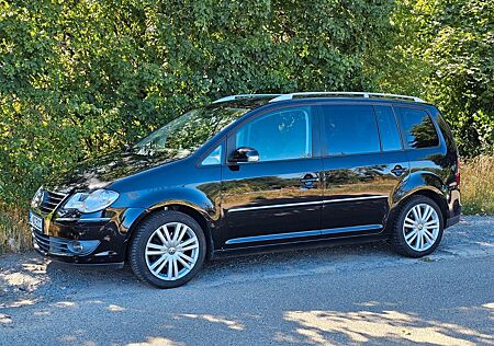 VW Touran Volkswagen 1.4 TSI Highline 7-Sitzer Steuerkette Neu