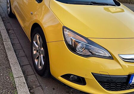 Opel Astra GTC 1.6 Turbo Edition Edition