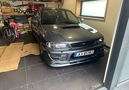 Subaru Impreza 2.0 GT GT
