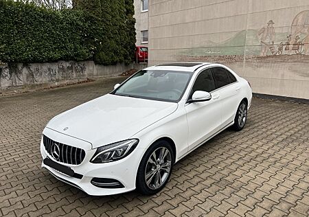 Mercedes-Benz C 200 Head-Up-Display / Top-Ausstattung