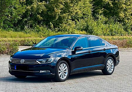 VW Passat Volkswagen 2.0 TDI Comfortline, Navi ACC
