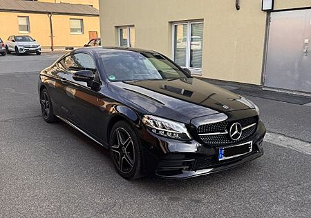 Mercedes-Benz C 180 AMG Line Aut.*NAVI*TEMPO*LED*PDC*SHZ*