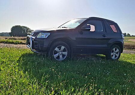 Suzuki Grand Vitara 2.4