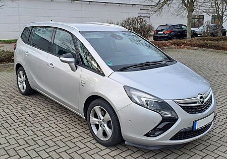 Opel Zafira Tourer 1.6 CNG Active, TÜV & Service neu!
