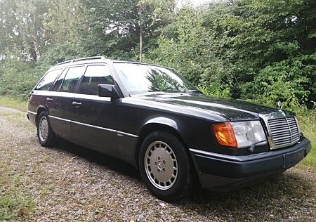 Mercedes-Benz 300 300TE-24 W124 Sportline Kombi