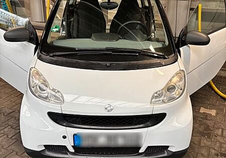 Smart ForTwo coupé 1.0 52kW mhd TÜV Neu!