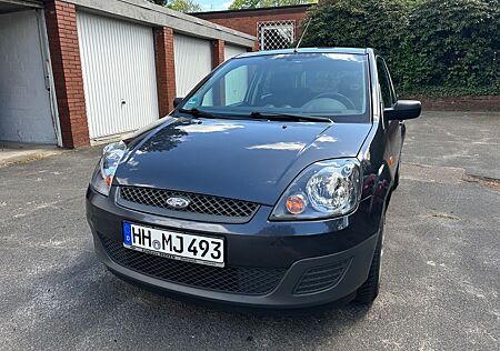 Ford Fiesta 1,3 - erst 45.000 km - ALLWETTER - KLIMA