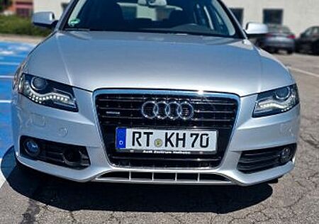 Audi A4 3.2 FSI tiptronic quattro Attraction Attr...