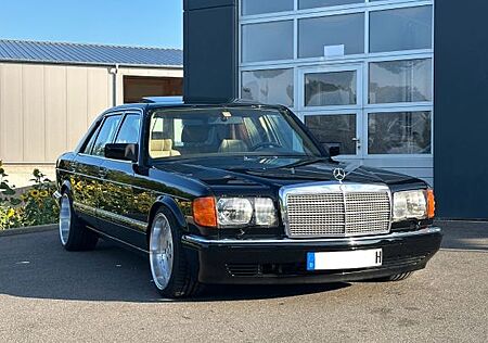 Mercedes-Benz 560 560SEL W126 Note 2+ Vollausstattung Sammlerst.