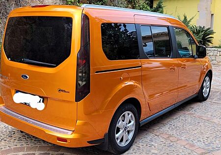 Ford Grand Tourneo Tourneo Connect Titanium ,foliert m. Anh.kupplun