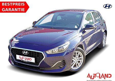 Hyundai i30 1.4 YES! Navi Kamera Tempomat Sitzheizung