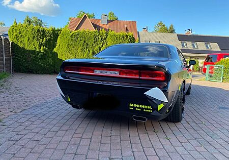 Dodge Challenger SXT