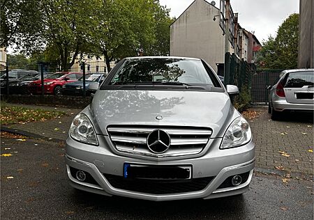 Mercedes-Benz B 180 B -Klasse