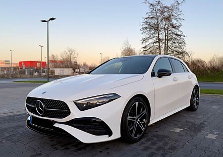 Mercedes-Benz A 250 4M AMG+PANO+AHK+Garantie+HUD+360+Multibeam