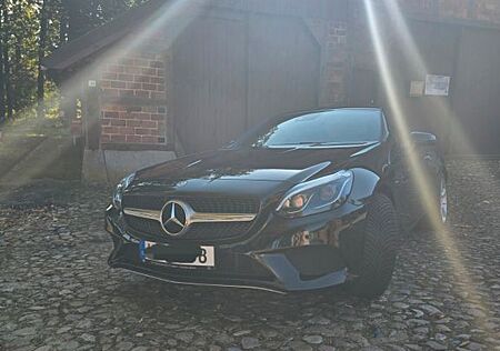 Mercedes-Benz SLC 200 -