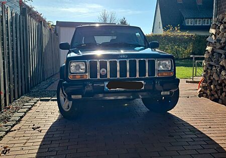 Jeep Cherokee XJ Limited 4.0 Automatik