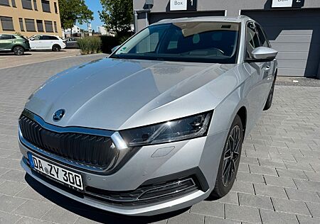Skoda Octavia 2.0 TDI 110kW DSG STYLE COMBI STYLE